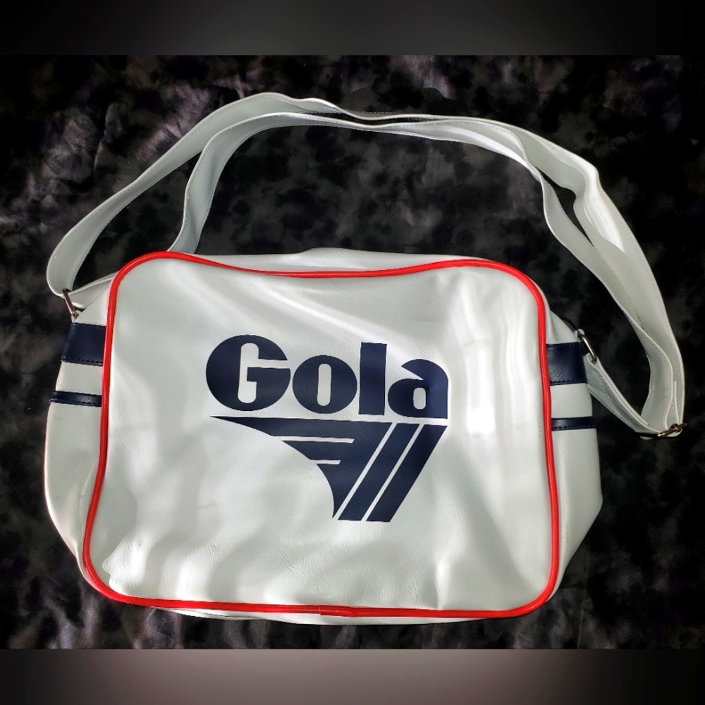 GOLA messenger retro 70s bag